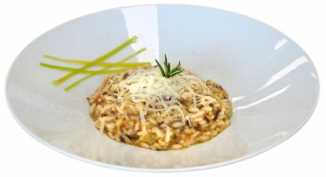 RISOTTO_POR-PRU-RI_AUX_PRUNES_ET_AU_PECORINO-removebg-preview
