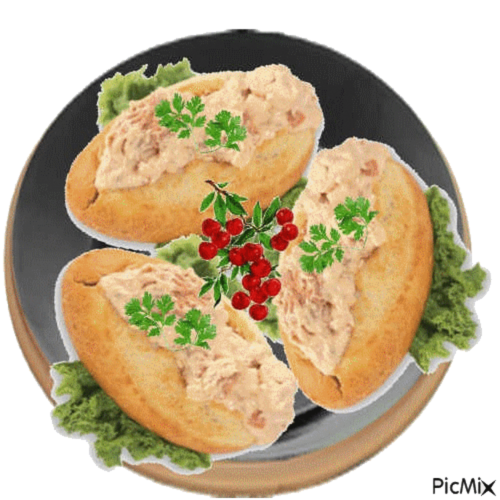 Pommes de terre farçies à la mousse de saumon fumé.